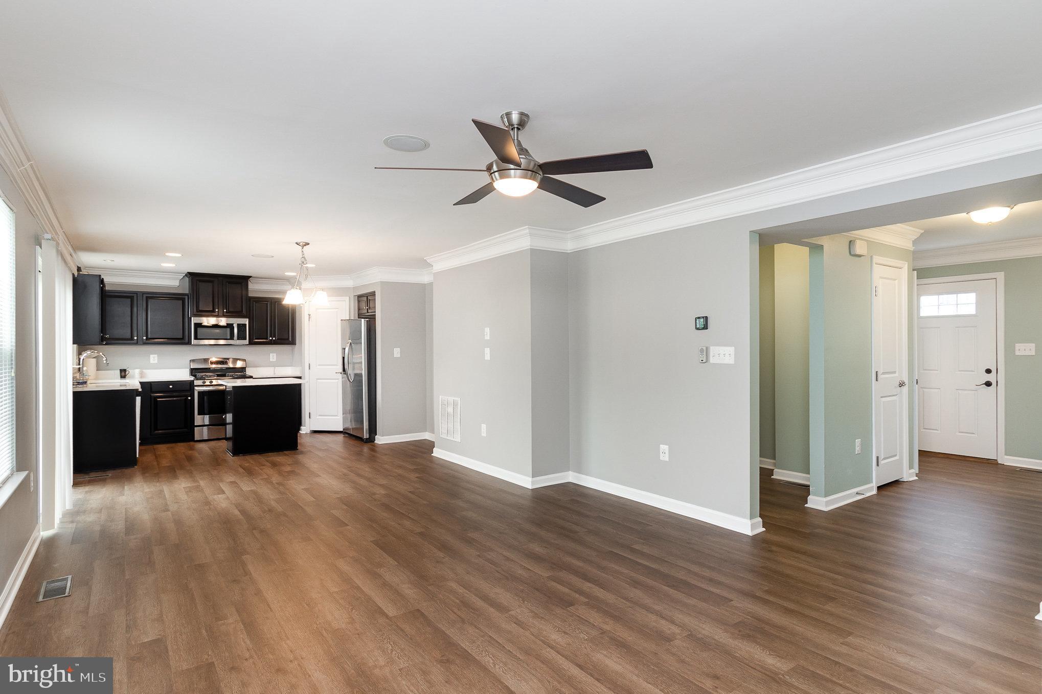 THREE FLAGS - Residential Lease