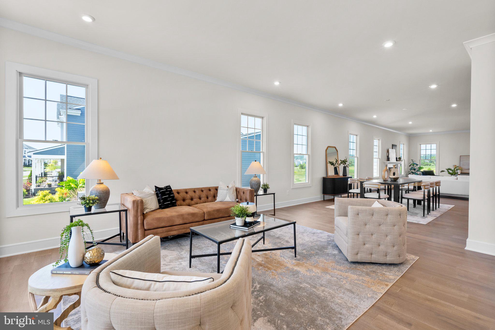 MEADOWBROOK - Residential