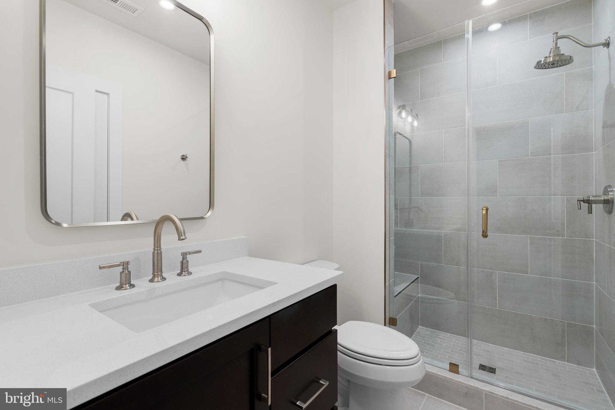 MEADOWBROOK - Residential