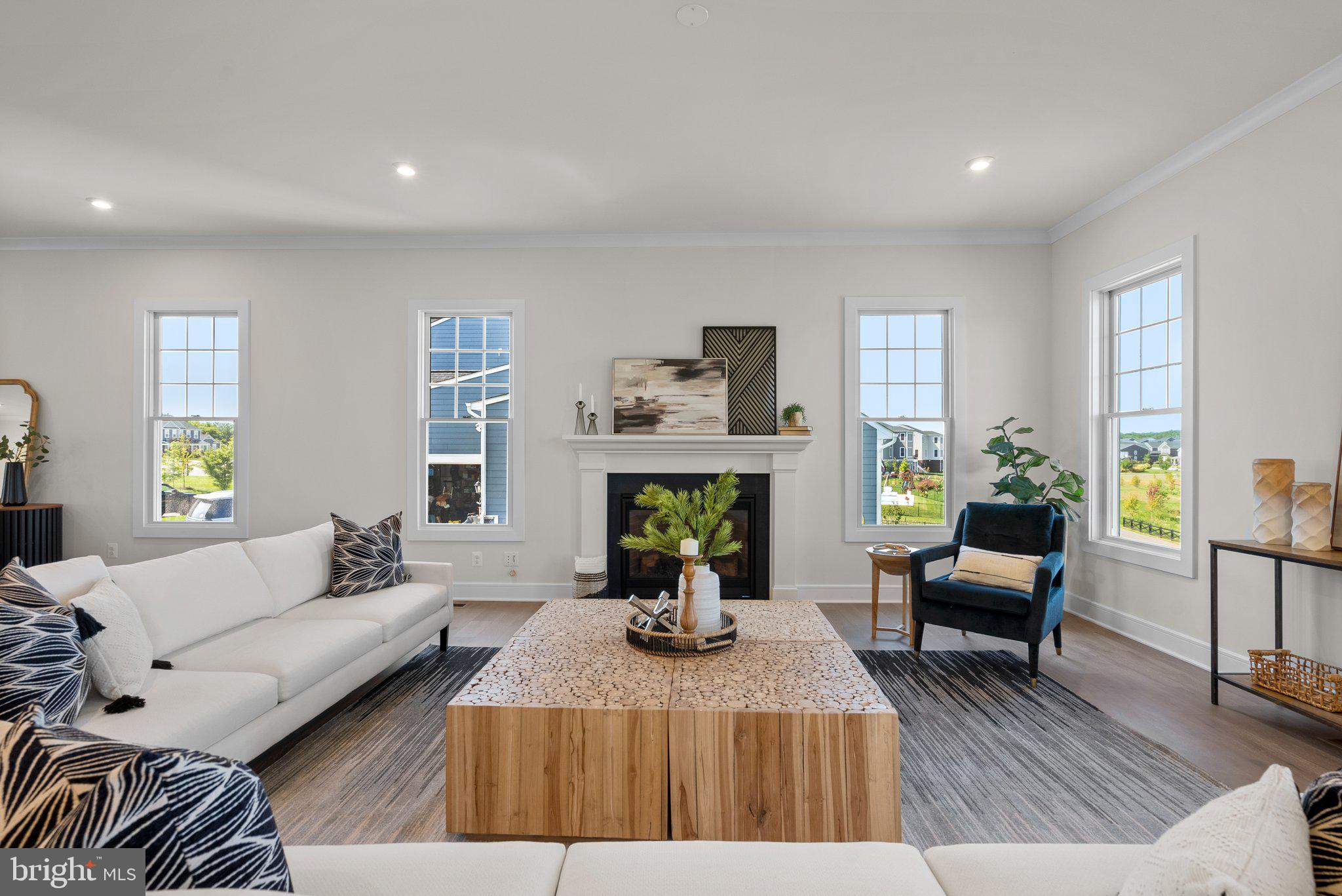 MEADOWBROOK - Residential