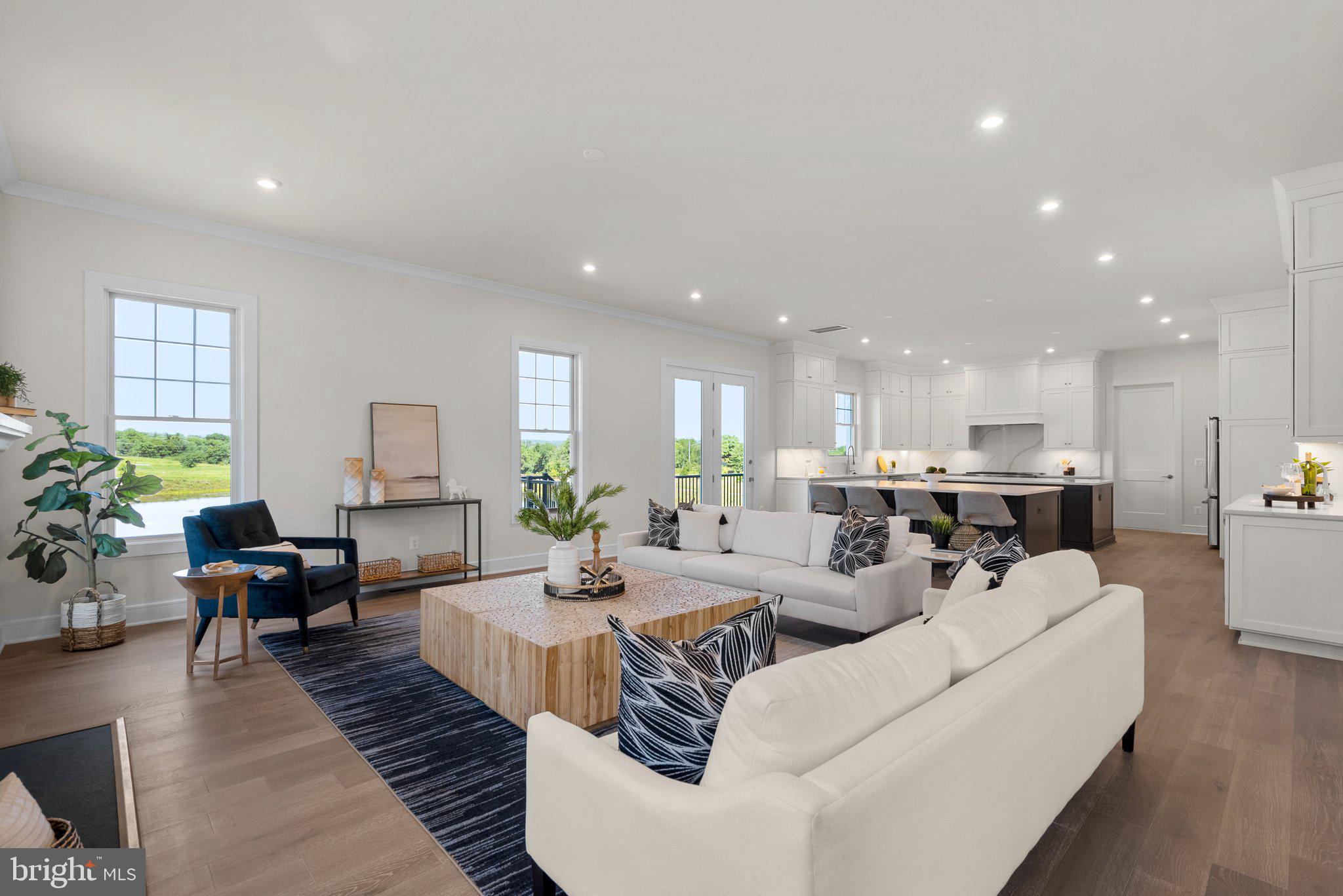 MEADOWBROOK - Residential