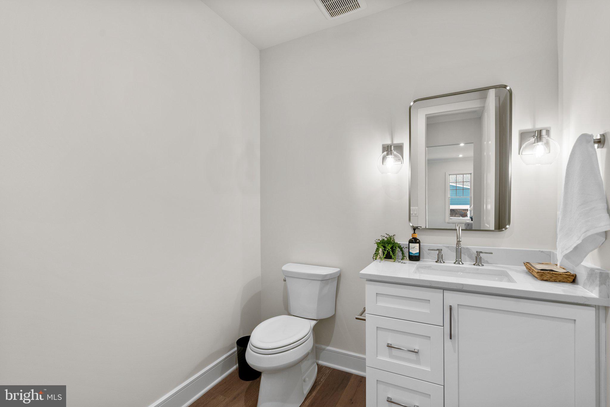 MEADOWBROOK - Residential