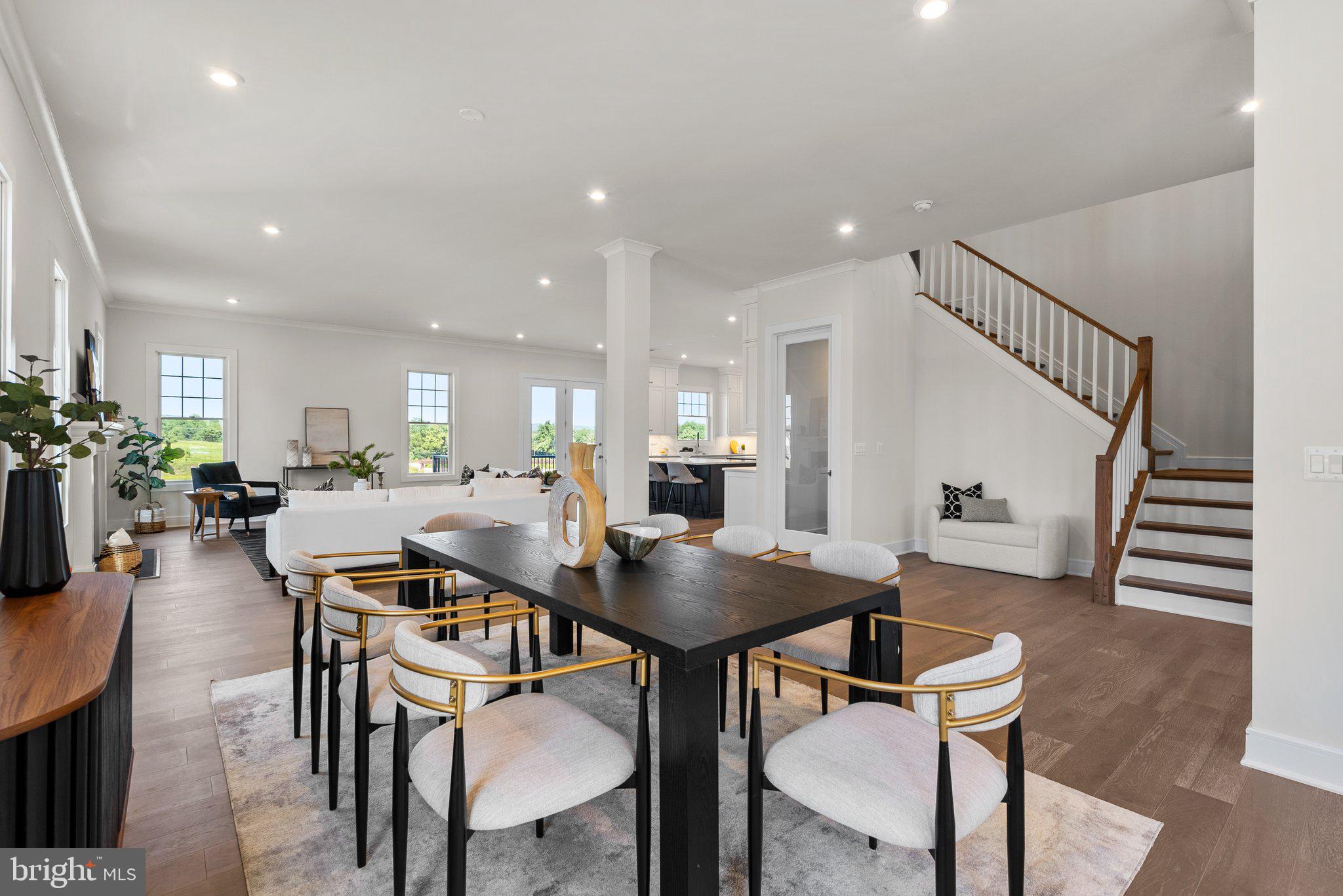 MEADOWBROOK - Residential