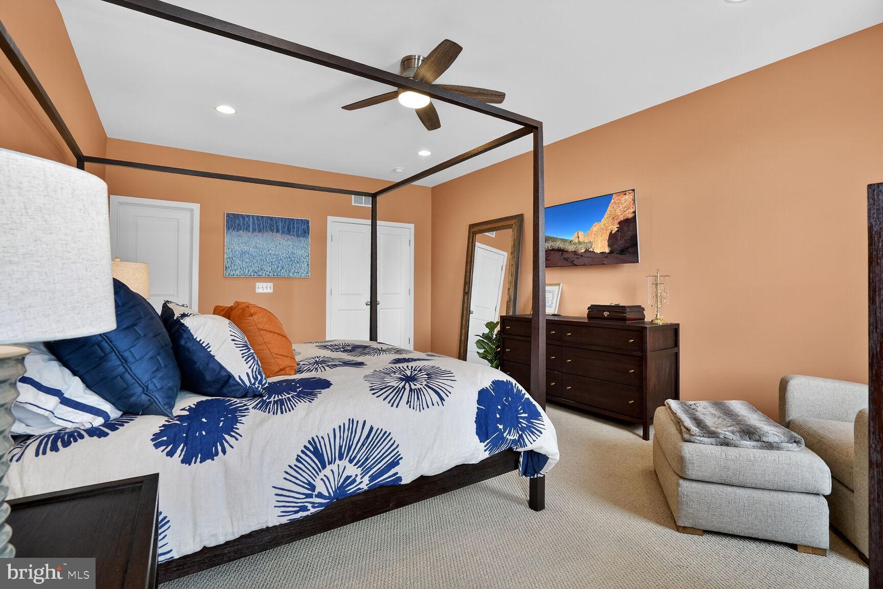 BRAMBLETON TOWN CENTER - Residential