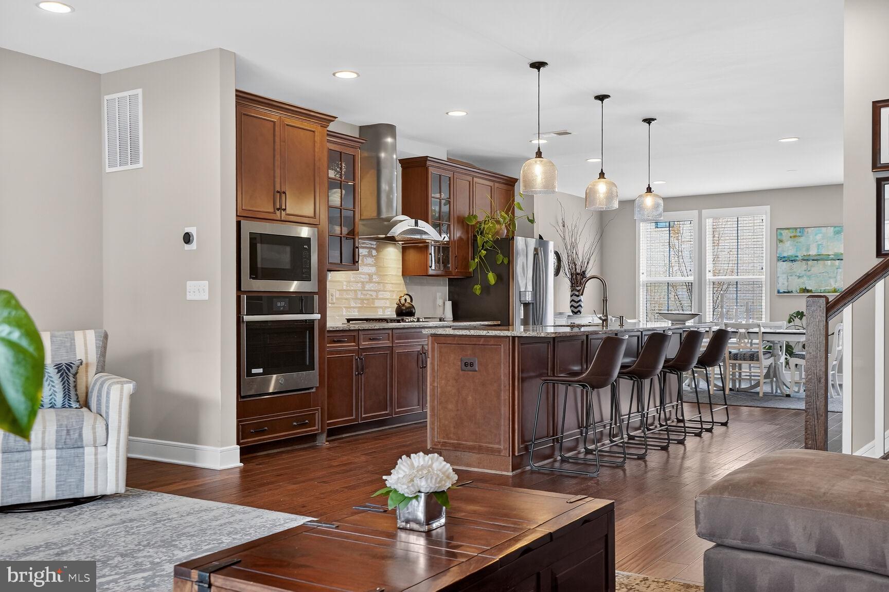 BRAMBLETON TOWN CENTER - Residential