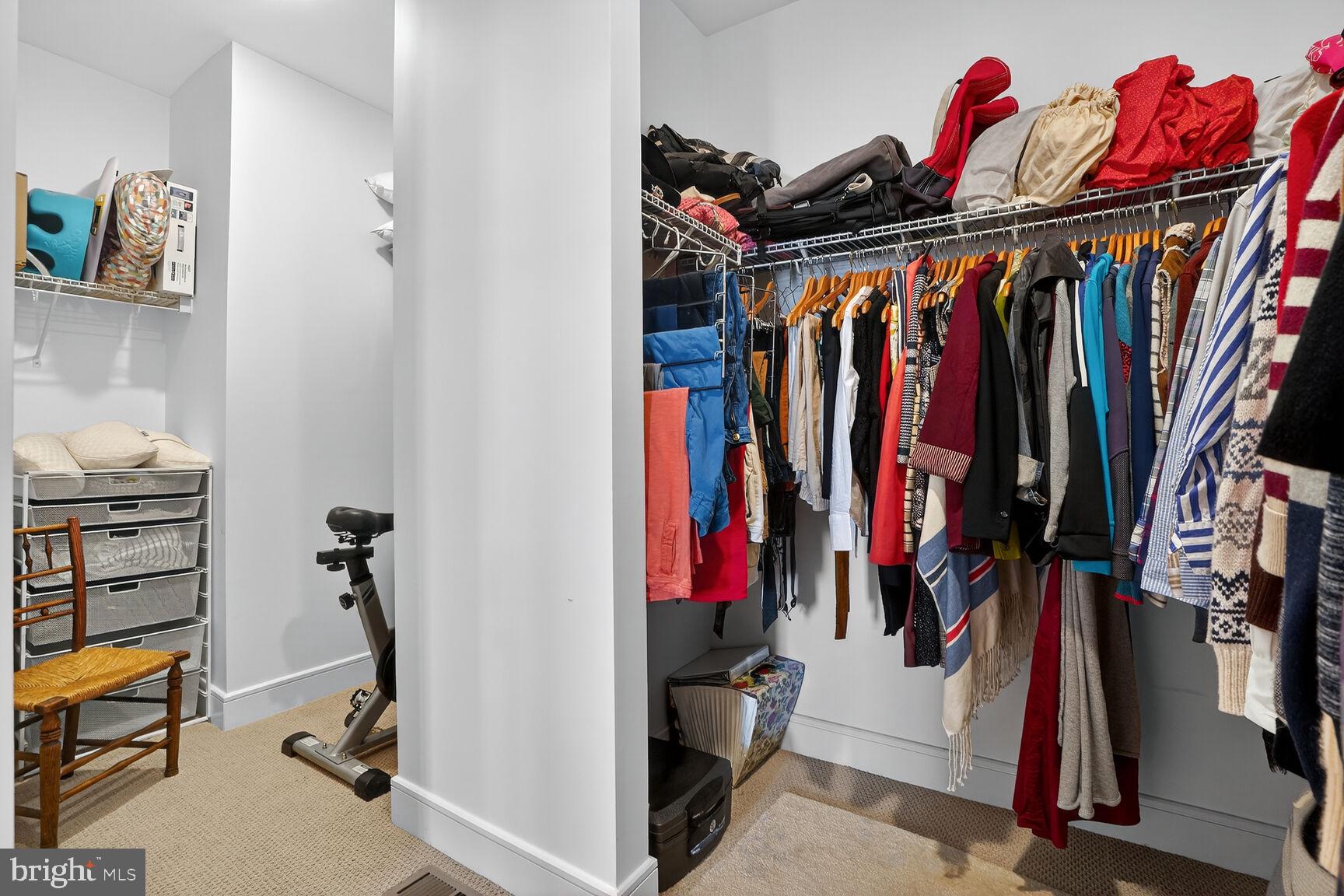 BRAMBLETON TOWN CENTER - Residential