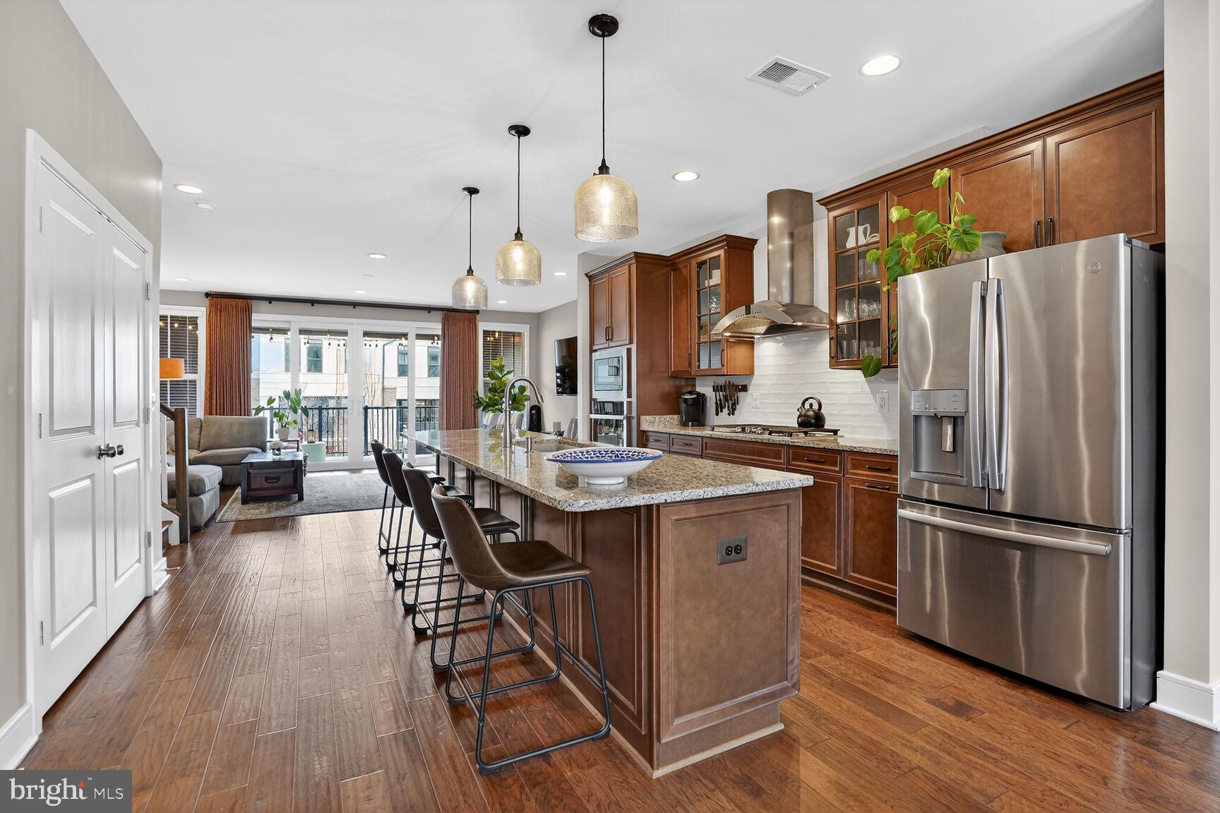 BRAMBLETON TOWN CENTER - Residential