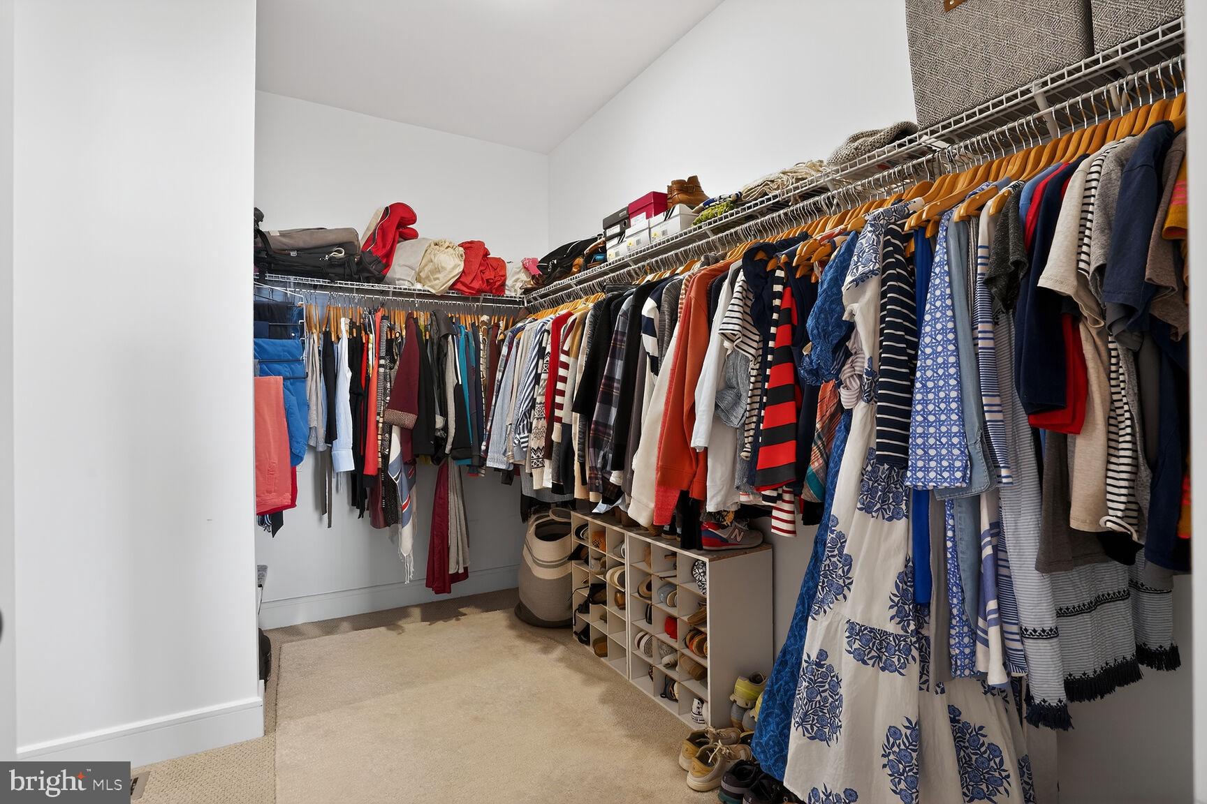 BRAMBLETON TOWN CENTER - Residential