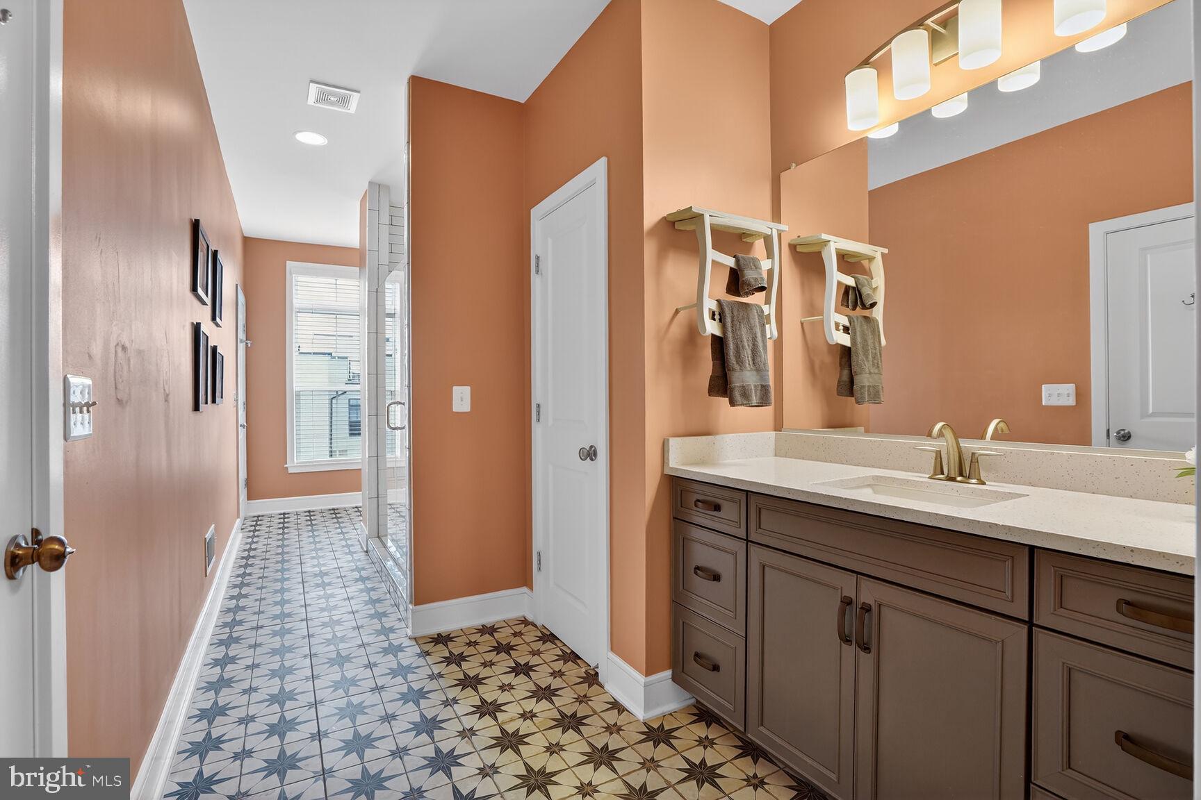 BRAMBLETON TOWN CENTER - Residential