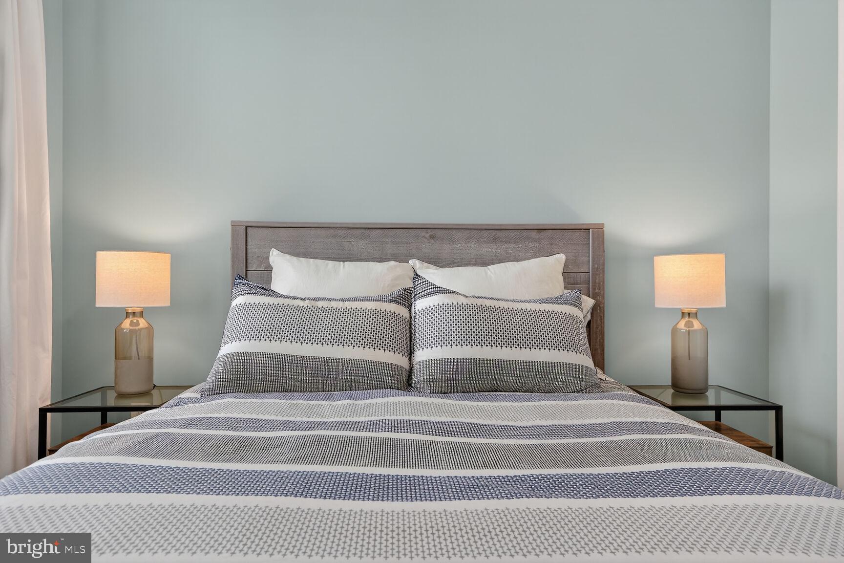 BRAMBLETON TOWN CENTER - Residential