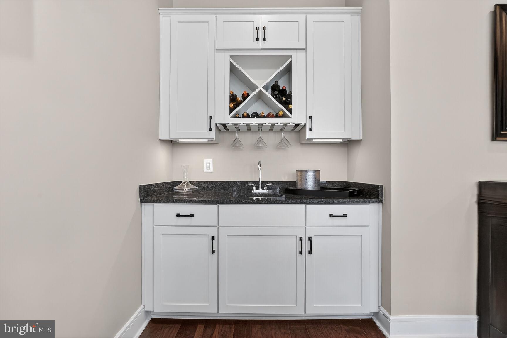 BRAMBLETON TOWN CENTER - Residential