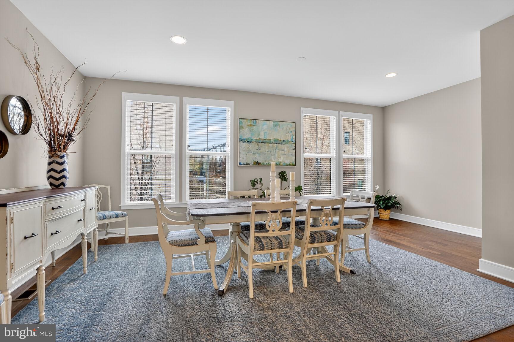 BRAMBLETON TOWN CENTER - Residential