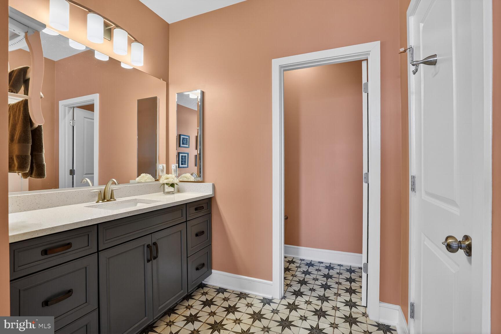 BRAMBLETON TOWN CENTER - Residential