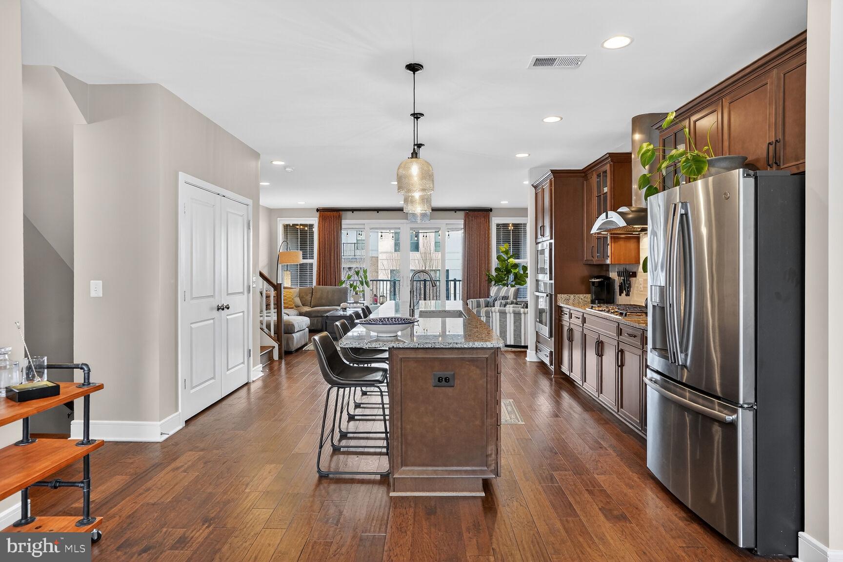 BRAMBLETON TOWN CENTER - Residential