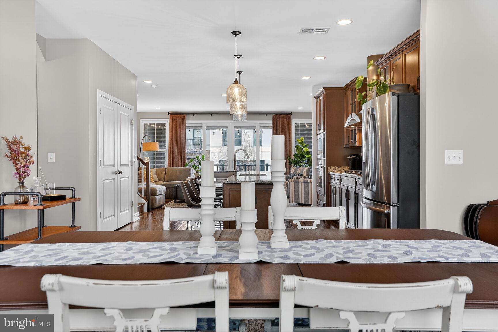 BRAMBLETON TOWN CENTER - Residential