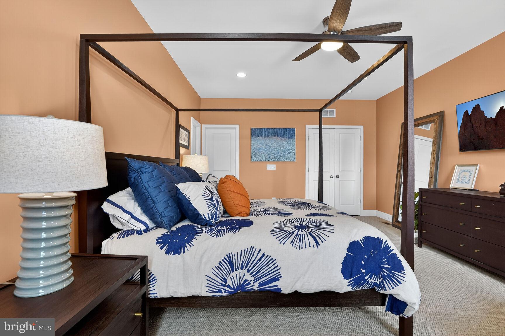 BRAMBLETON TOWN CENTER - Residential