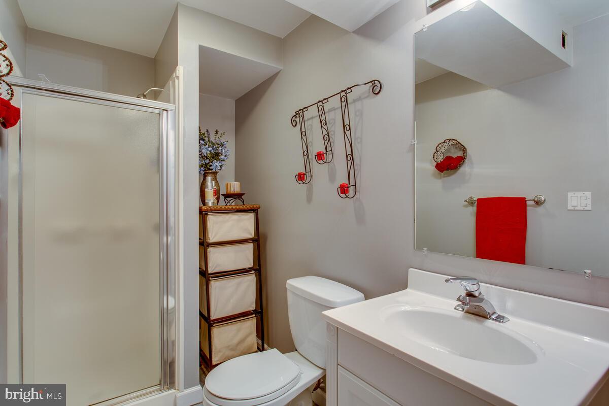 EDGEWOOD - Residential