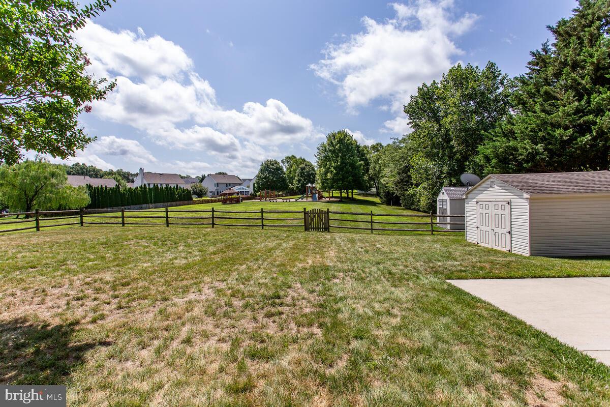 EDGEWOOD - Residential