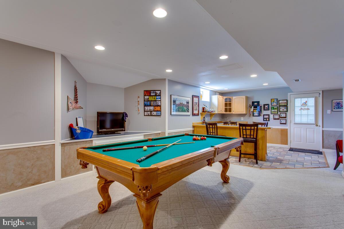 EDGEWOOD - Residential