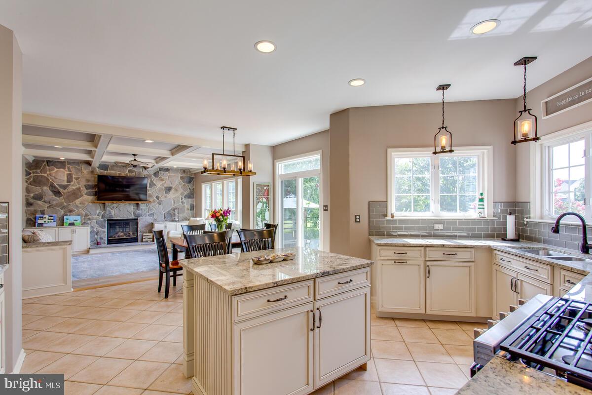 EDGEWOOD - Residential