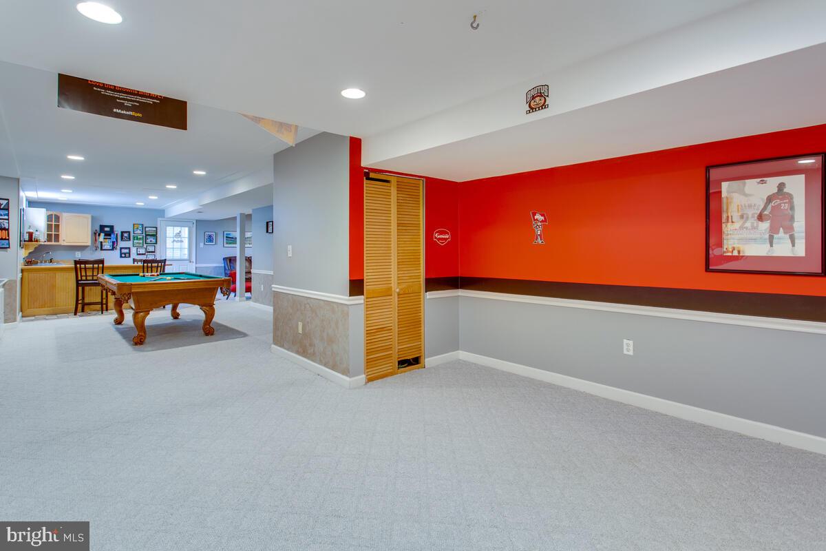 EDGEWOOD - Residential