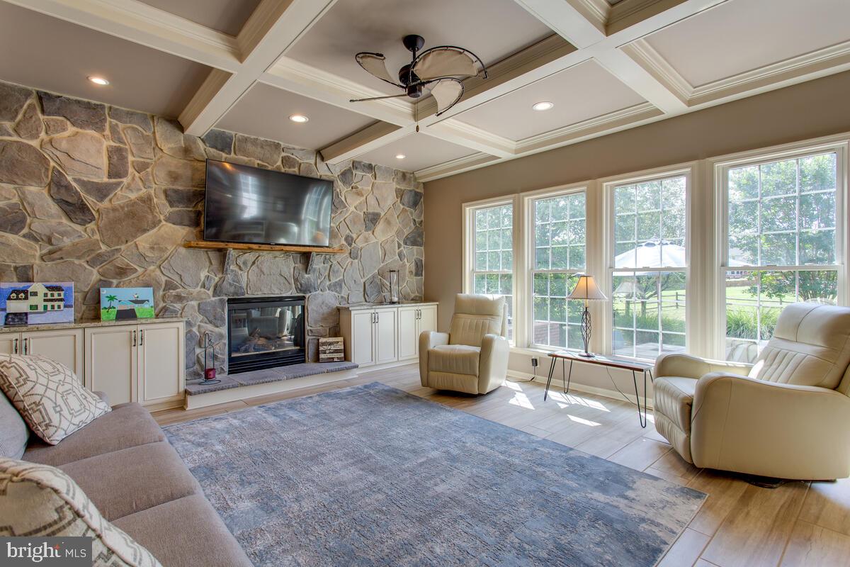 EDGEWOOD - Residential