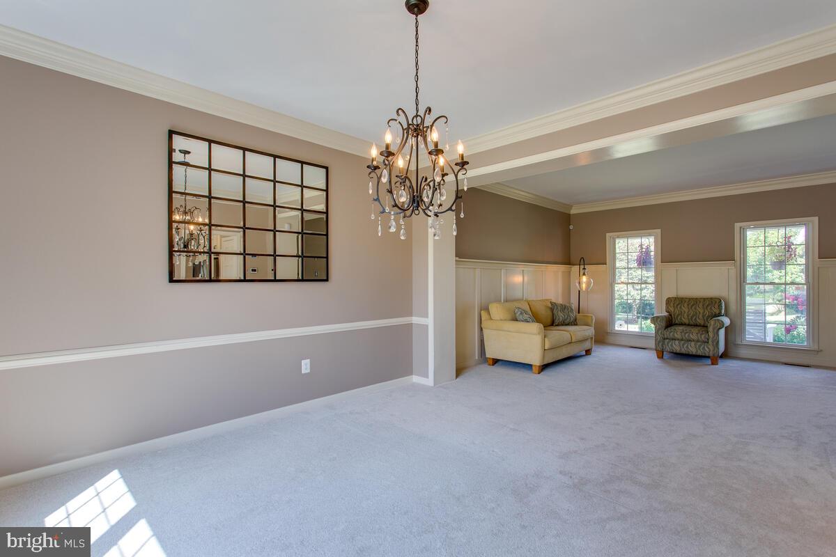 EDGEWOOD - Residential