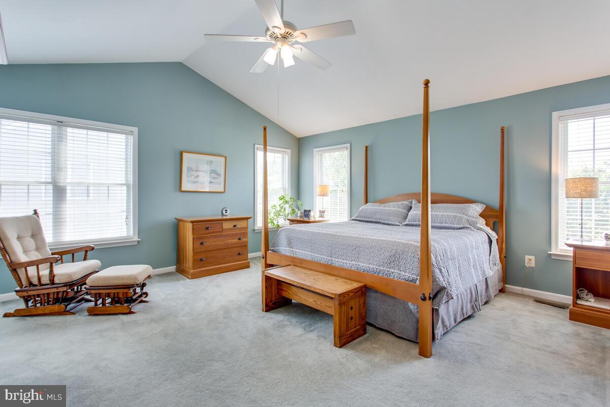 EDGEWOOD - Residential