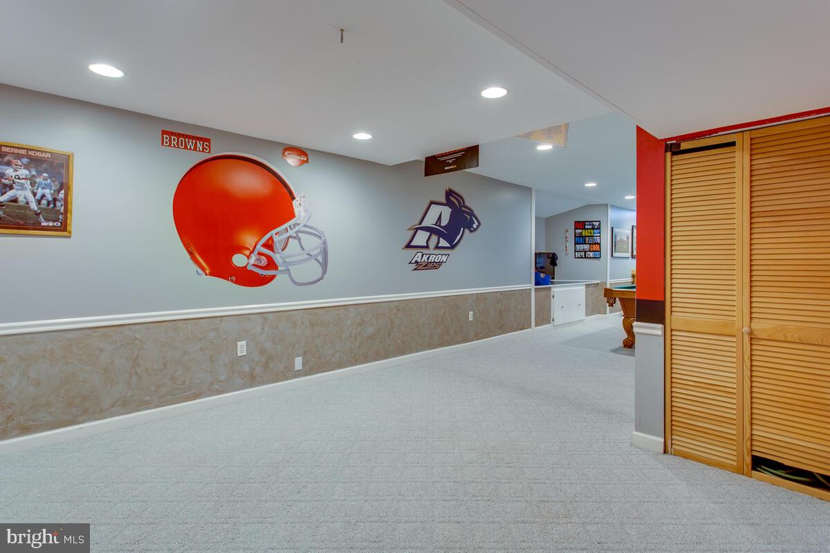 EDGEWOOD - Residential