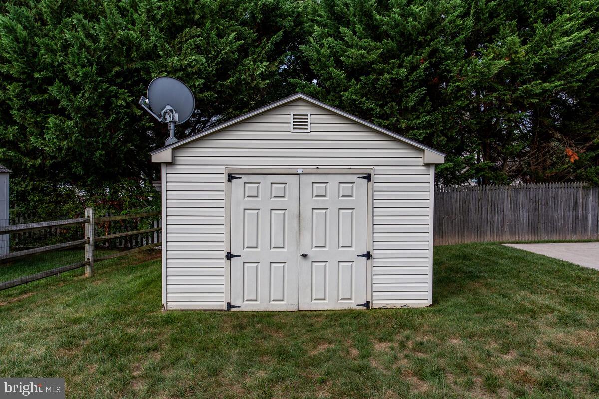 EDGEWOOD - Residential