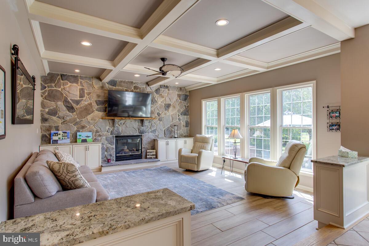 EDGEWOOD - Residential