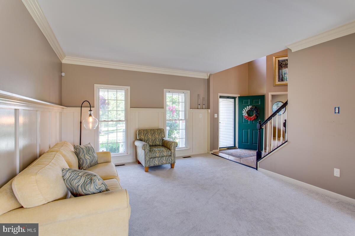 EDGEWOOD - Residential