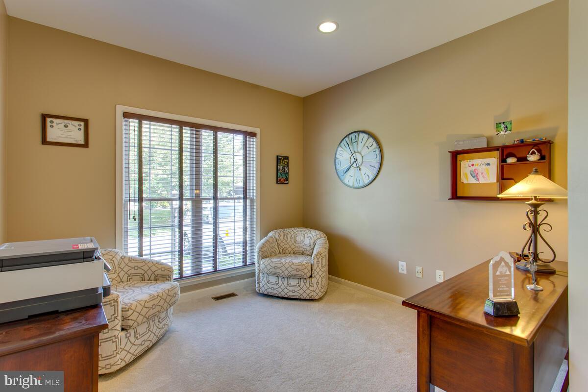 EDGEWOOD - Residential