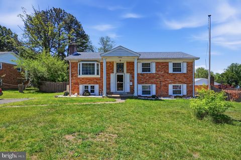 Photo of 2903 Adams Street, WOODBRIDGE, VA 22193 (MLS # VAPW2119500)