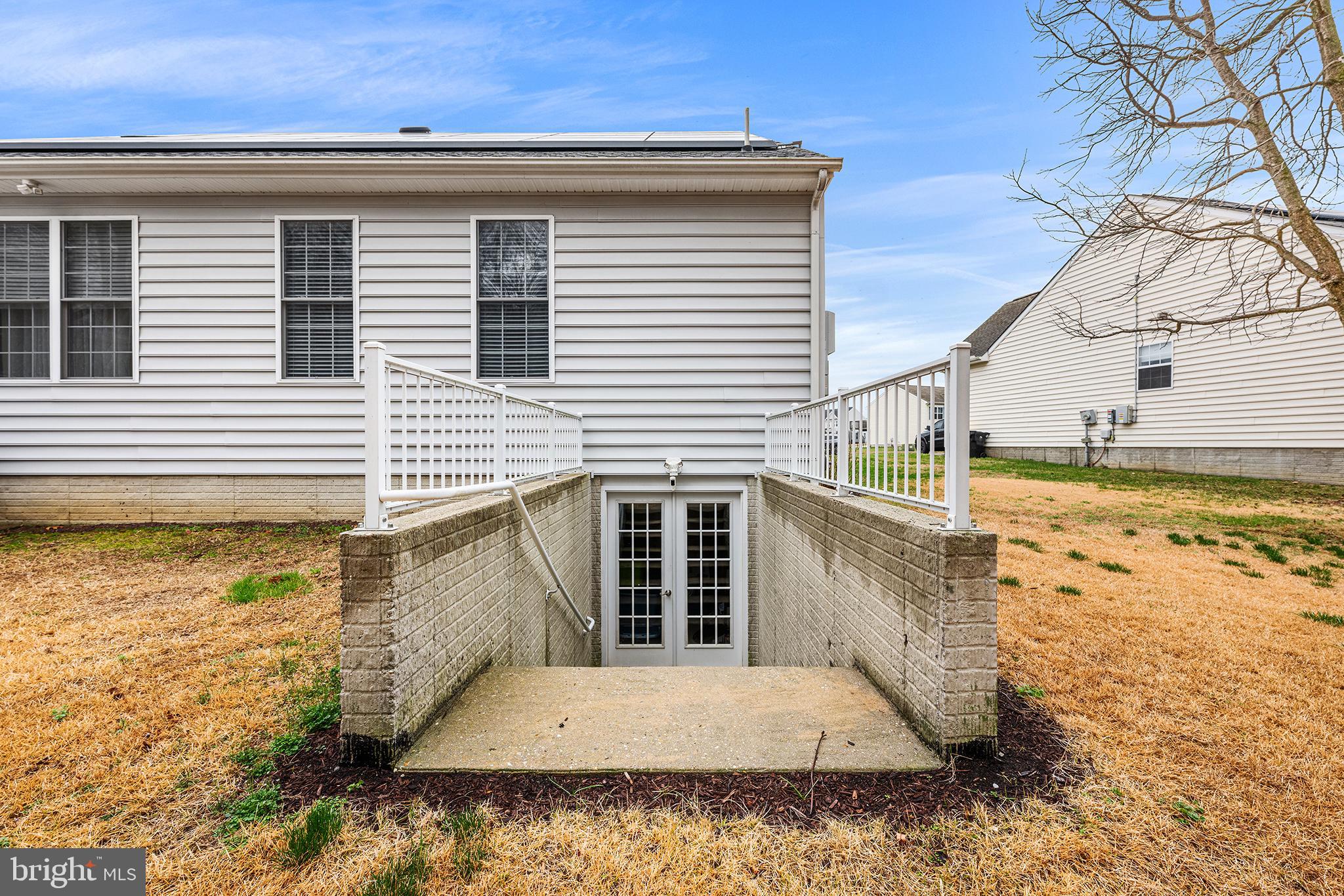 OLD FIELD VILLAGE - Residential