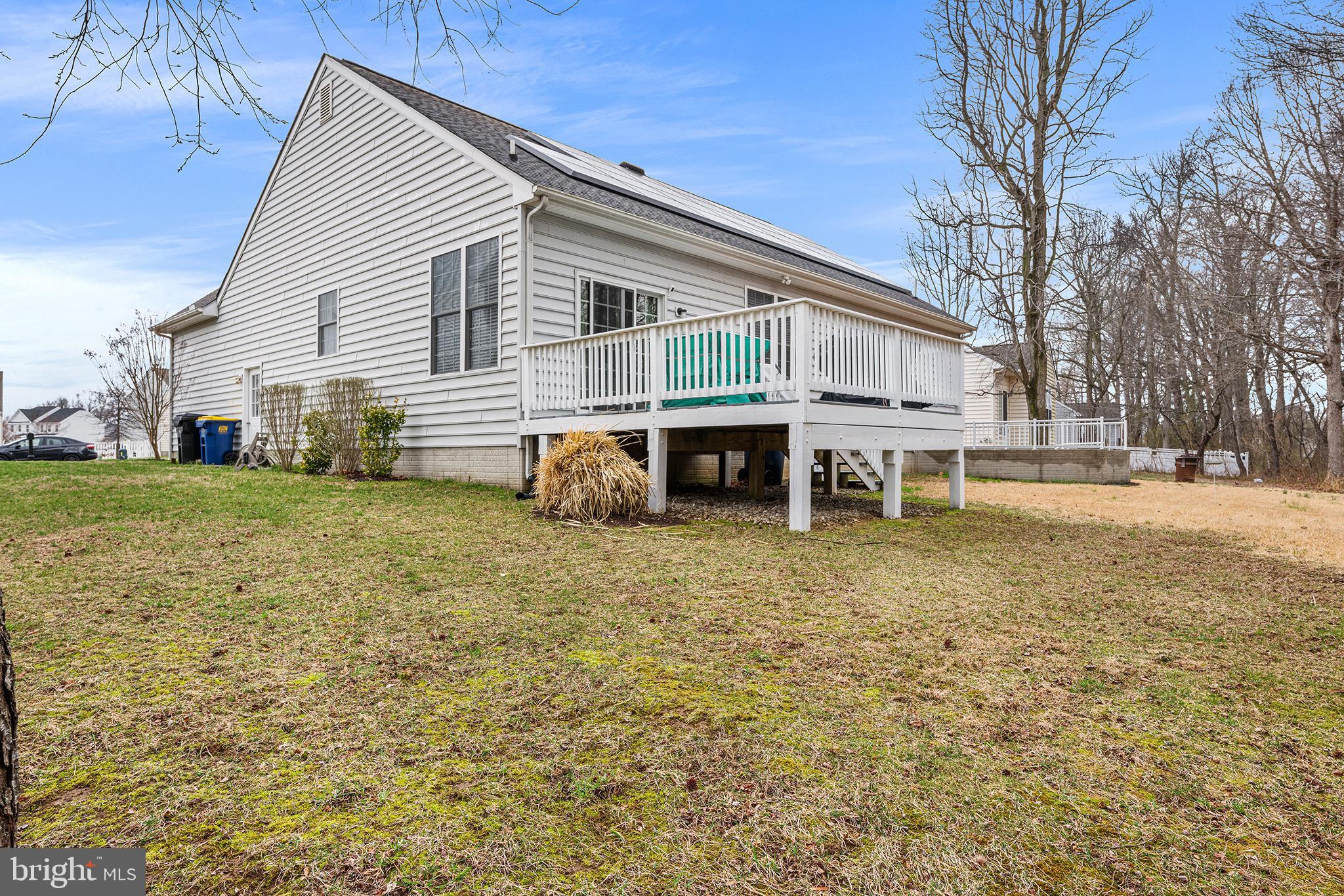 OLD FIELD VILLAGE - Residential