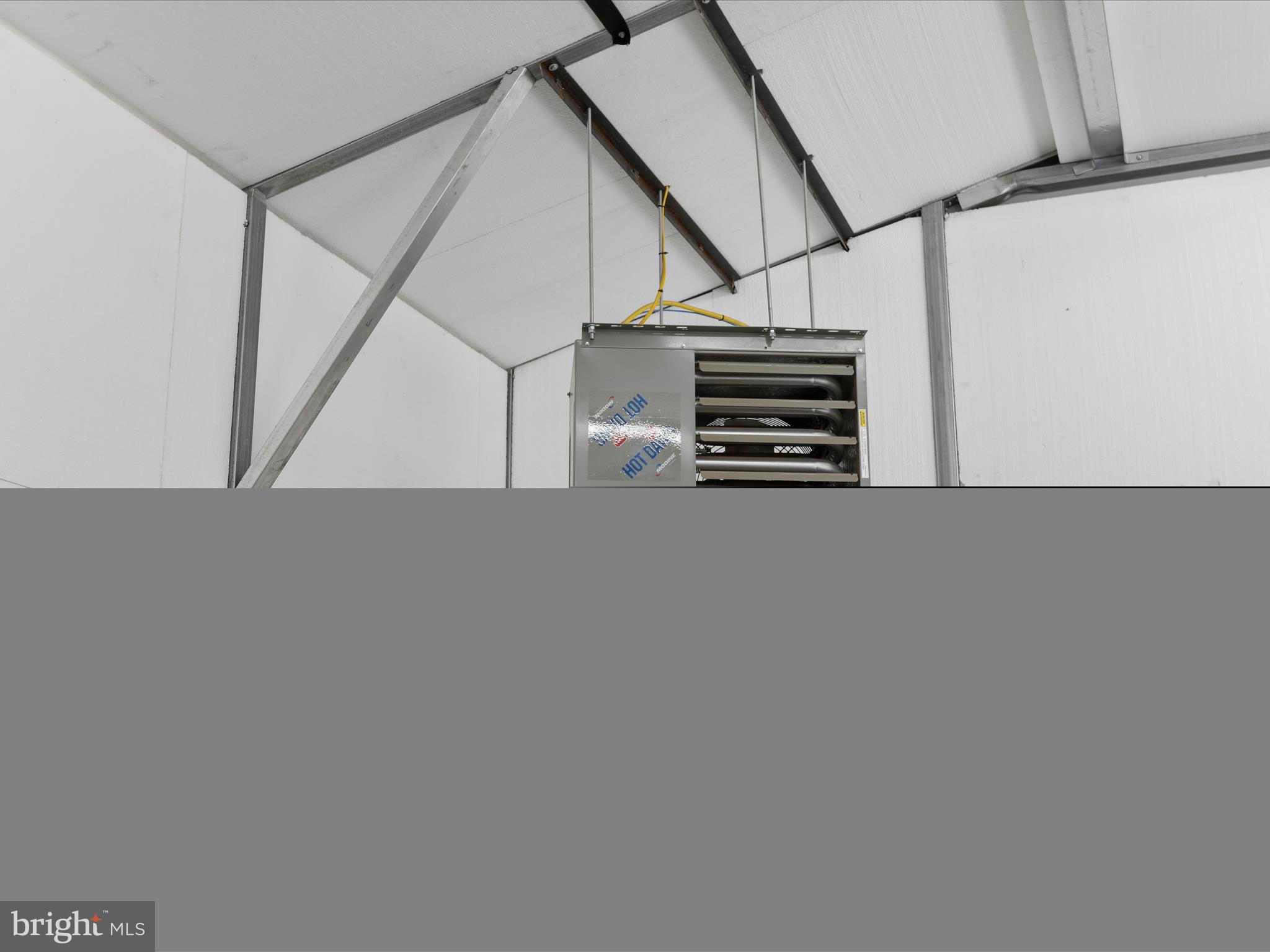 CABIN IN THE PINES - Residential