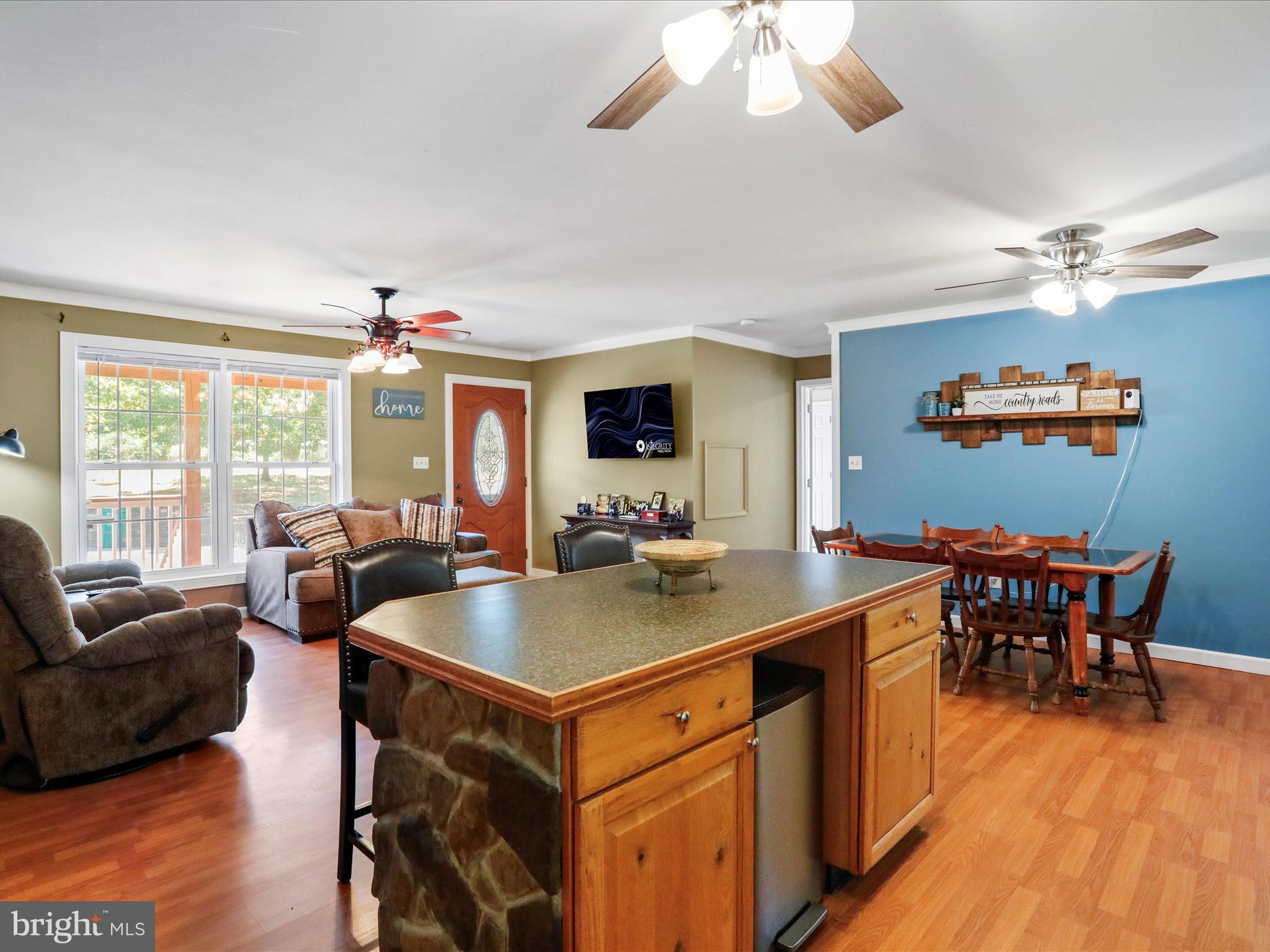 CABIN IN THE PINES - Residential