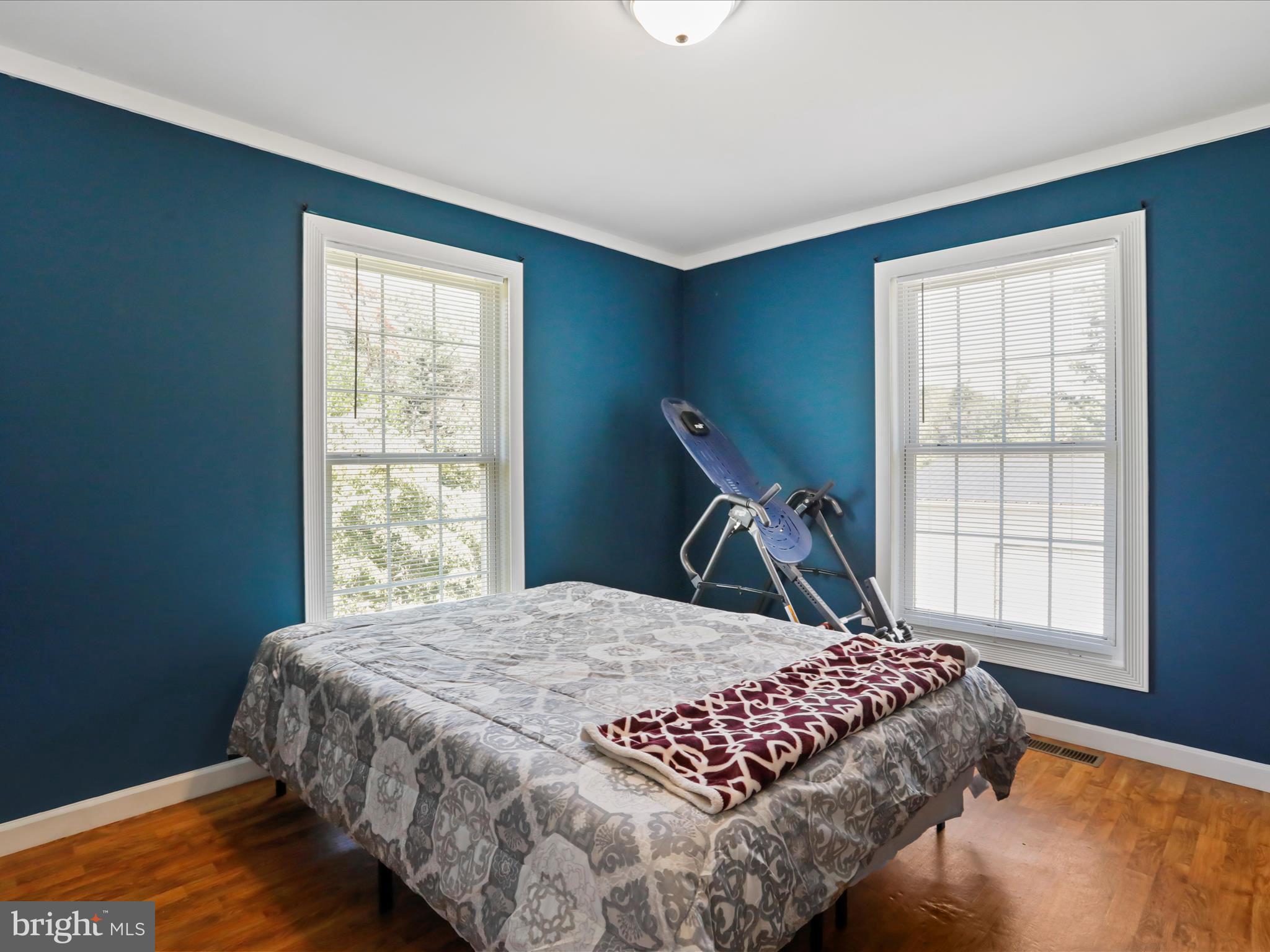 CABIN IN THE PINES - Residential