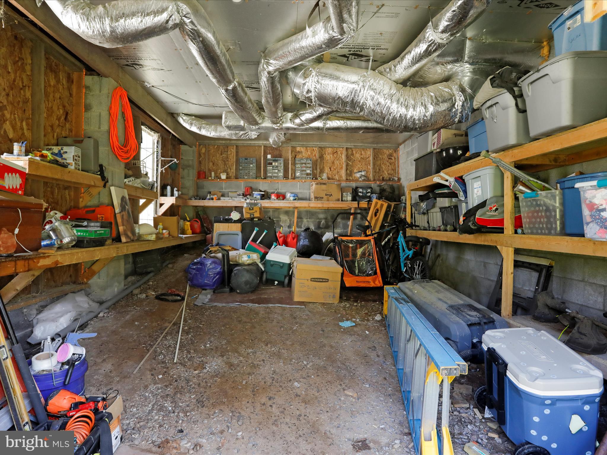 CABIN IN THE PINES - Residential