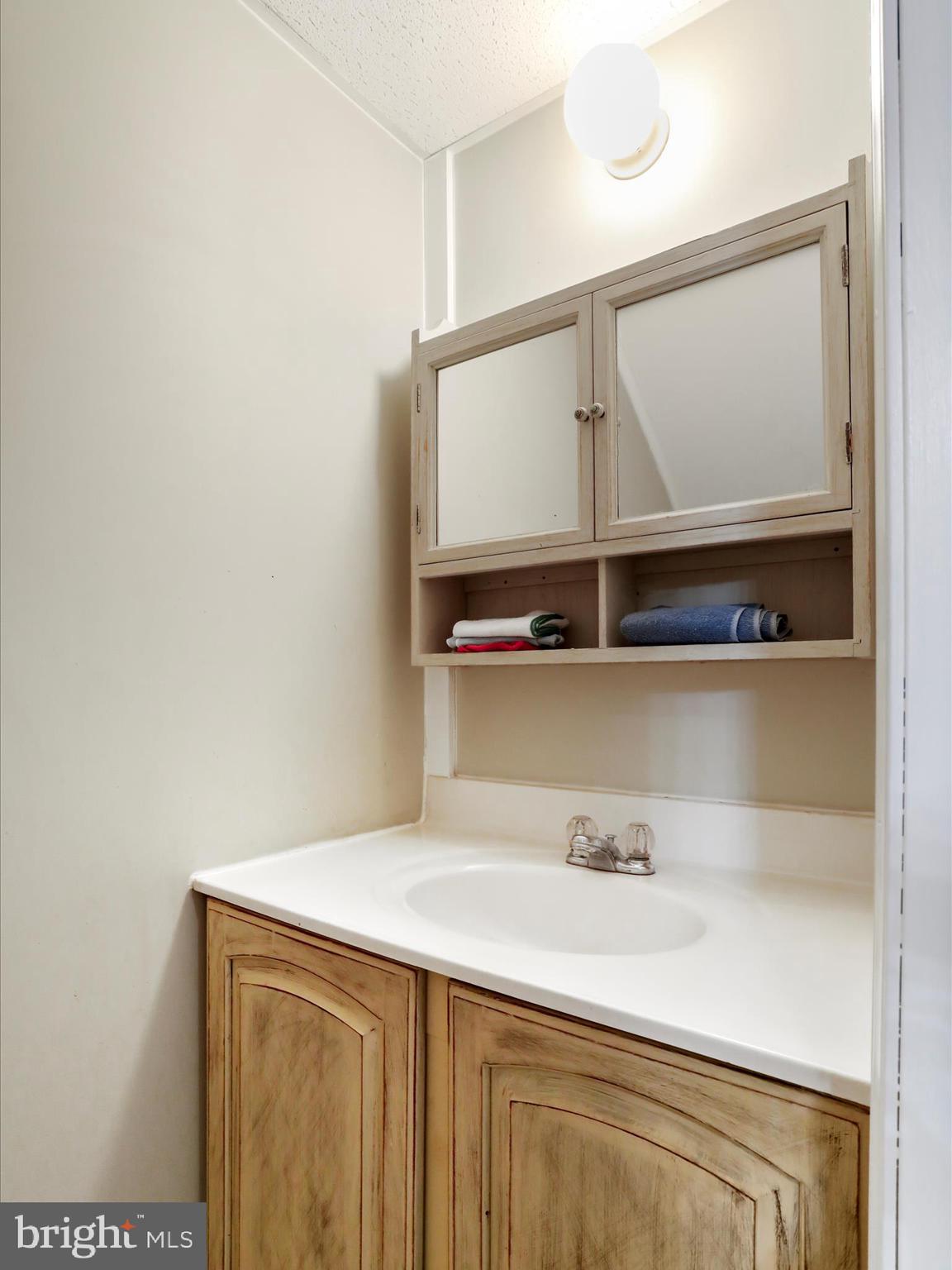 CABIN IN THE PINES - Residential