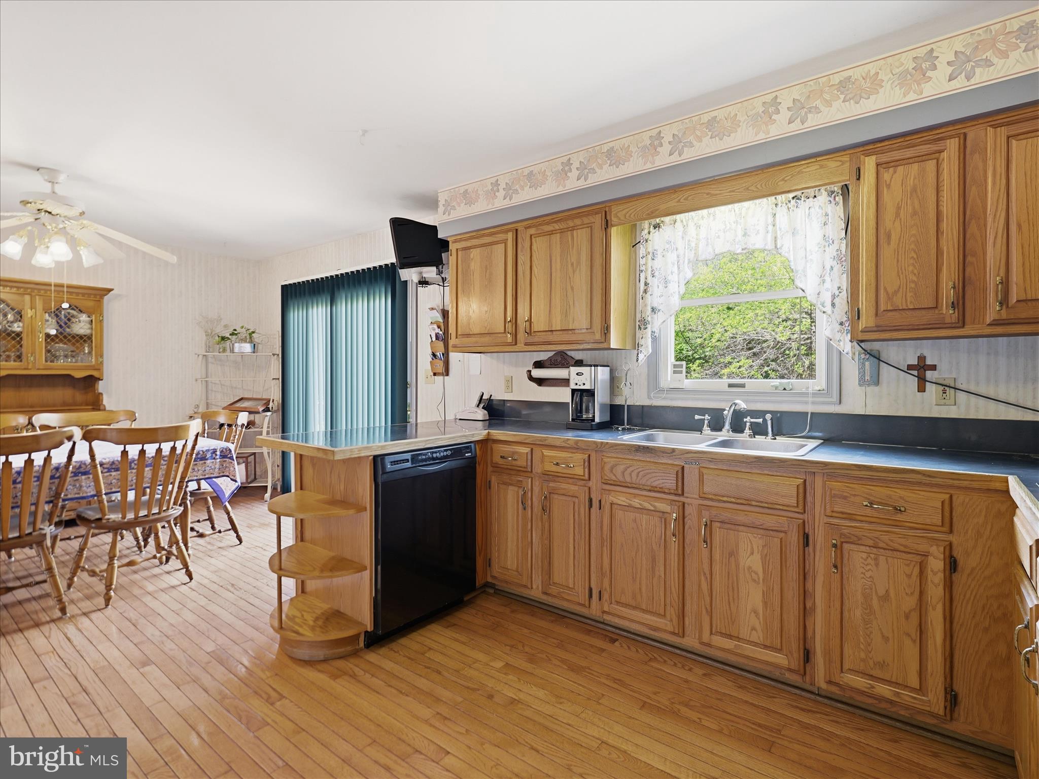 TAYLOR HEIGHTS - Residential