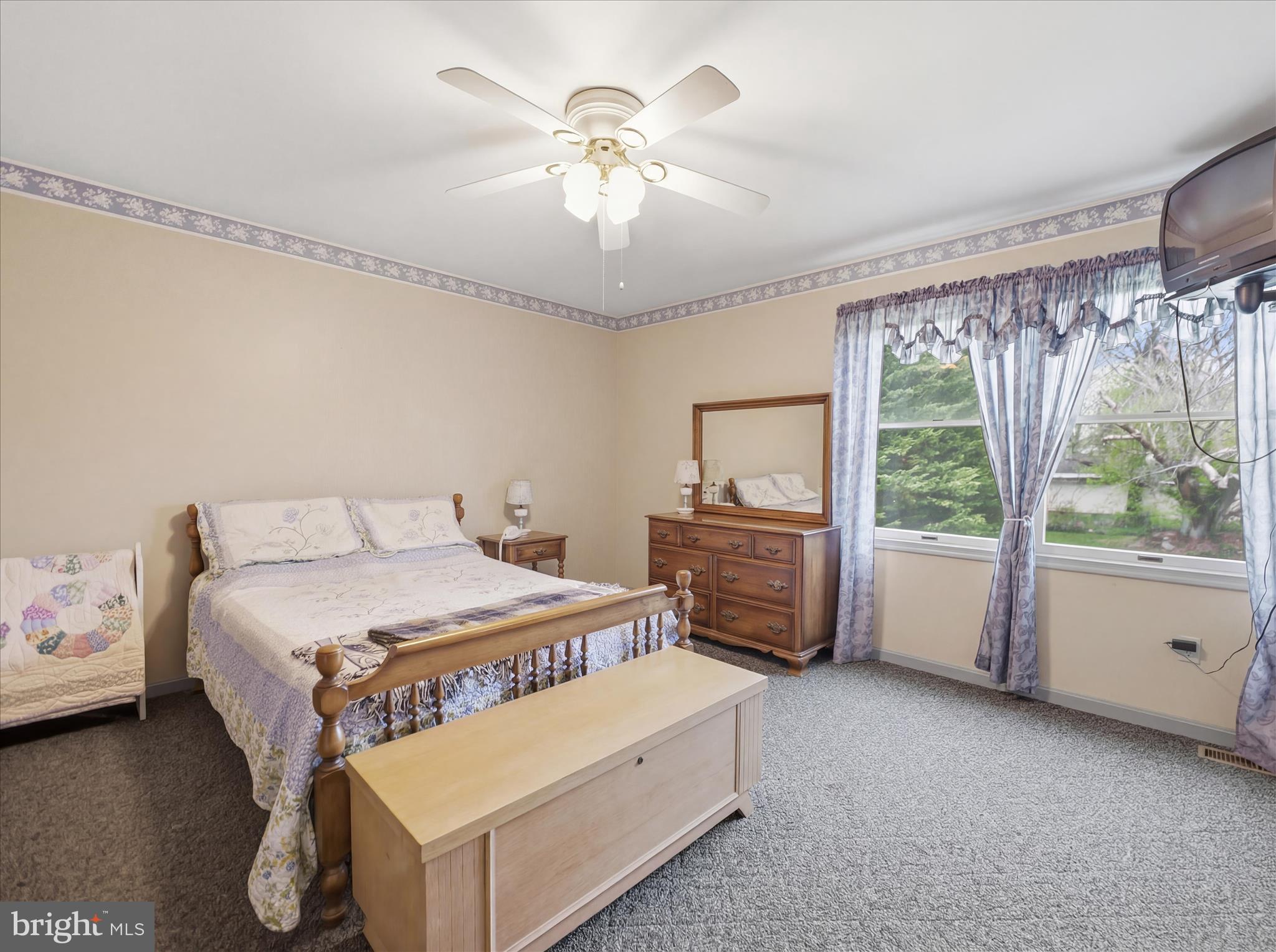 TAYLOR HEIGHTS - Residential