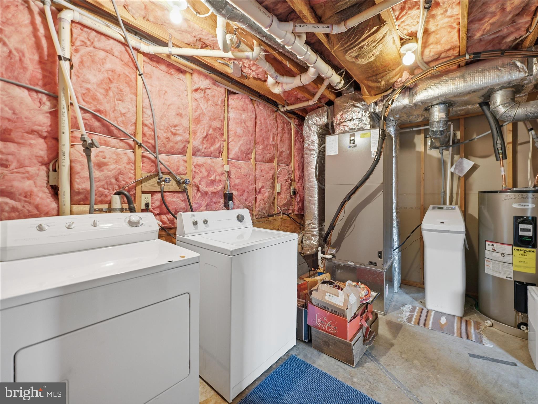 TAYLOR HEIGHTS - Residential