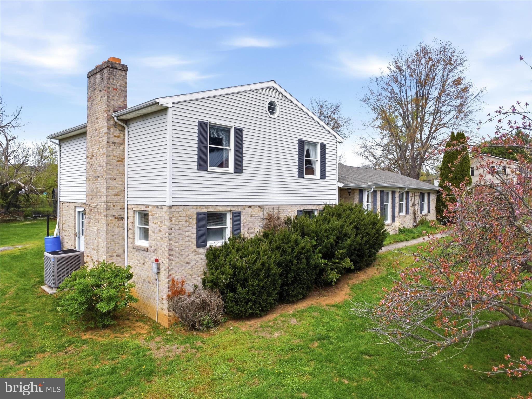 TAYLOR HEIGHTS - Residential