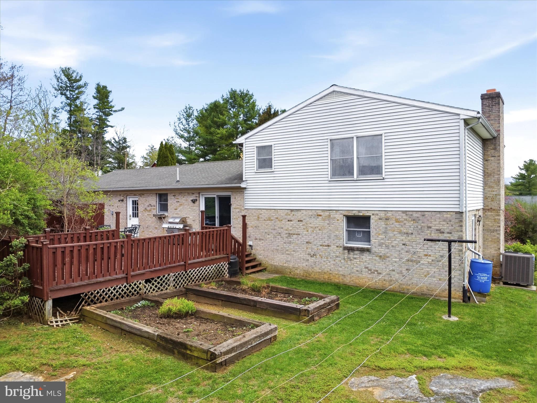 TAYLOR HEIGHTS - Residential