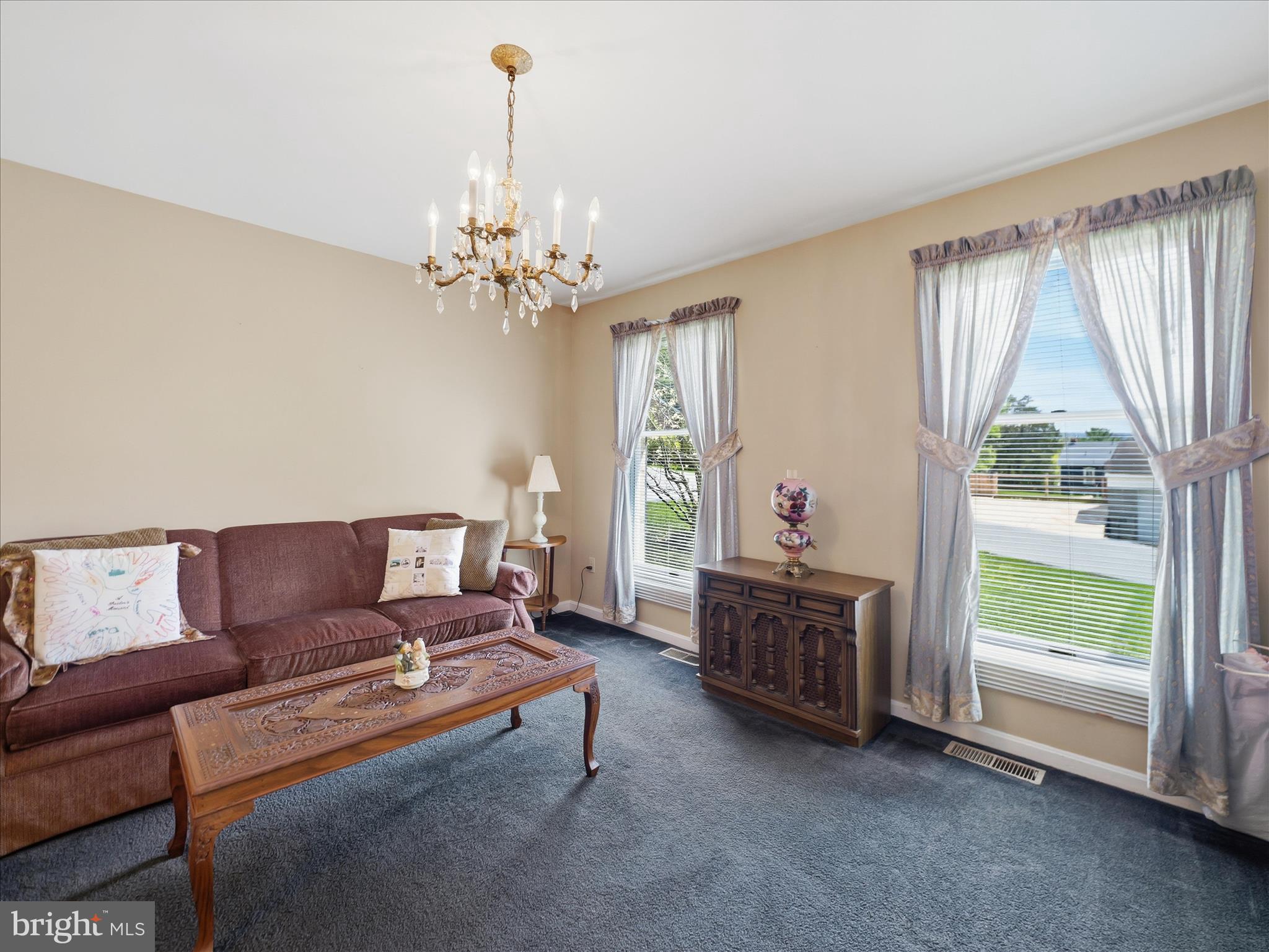 TAYLOR HEIGHTS - Residential