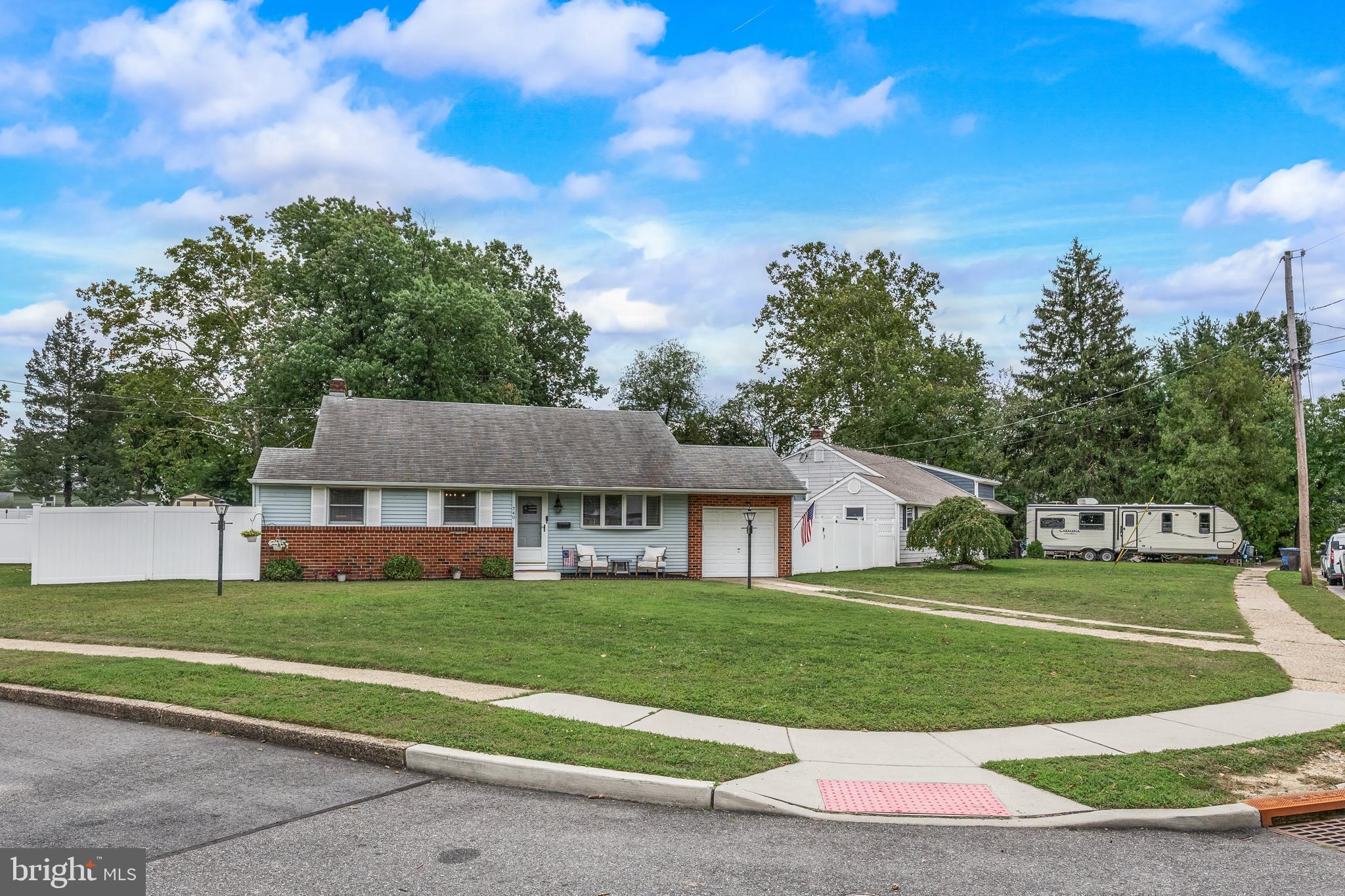 740 BAYLOR AVENUE