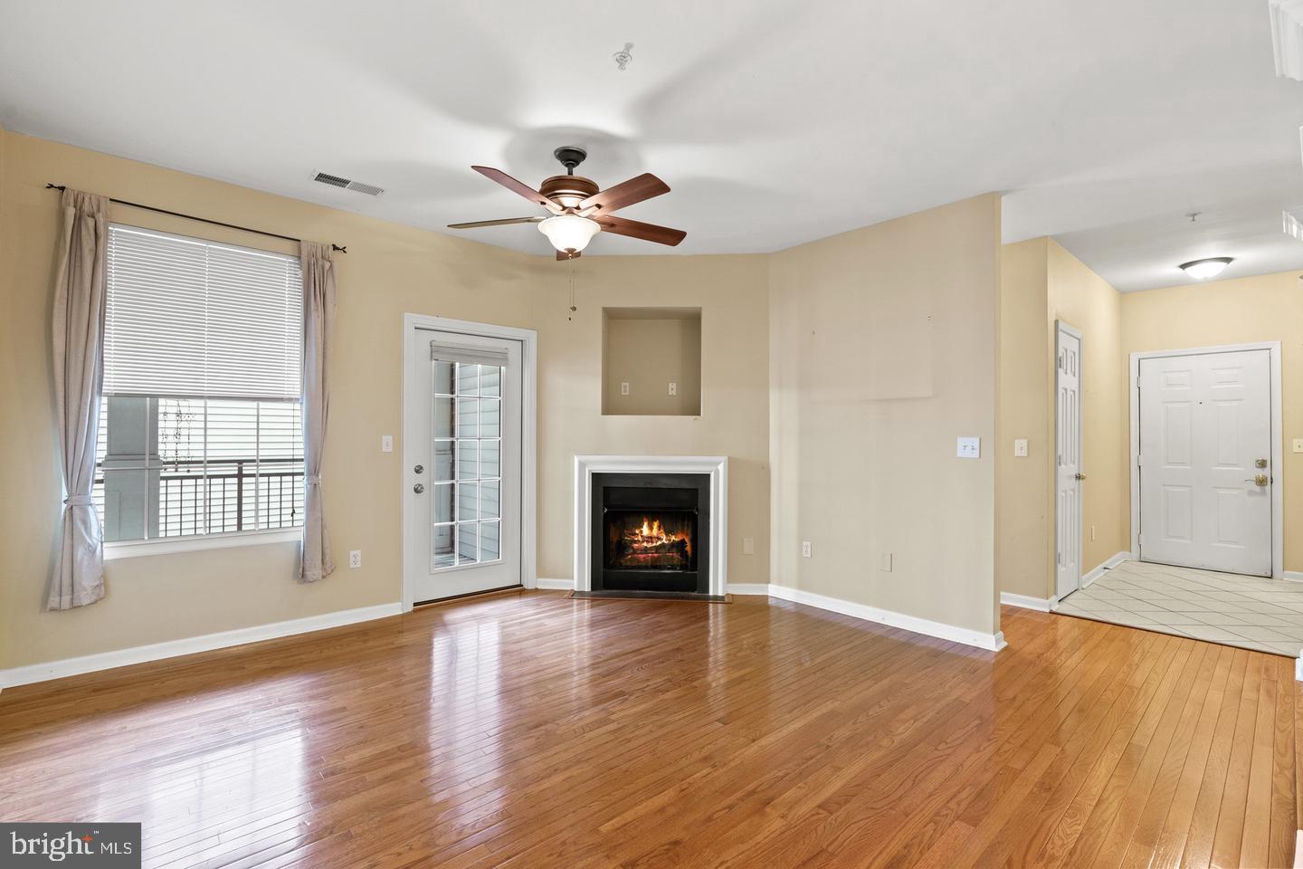 20447 CHESAPEAKE SQUARE 201