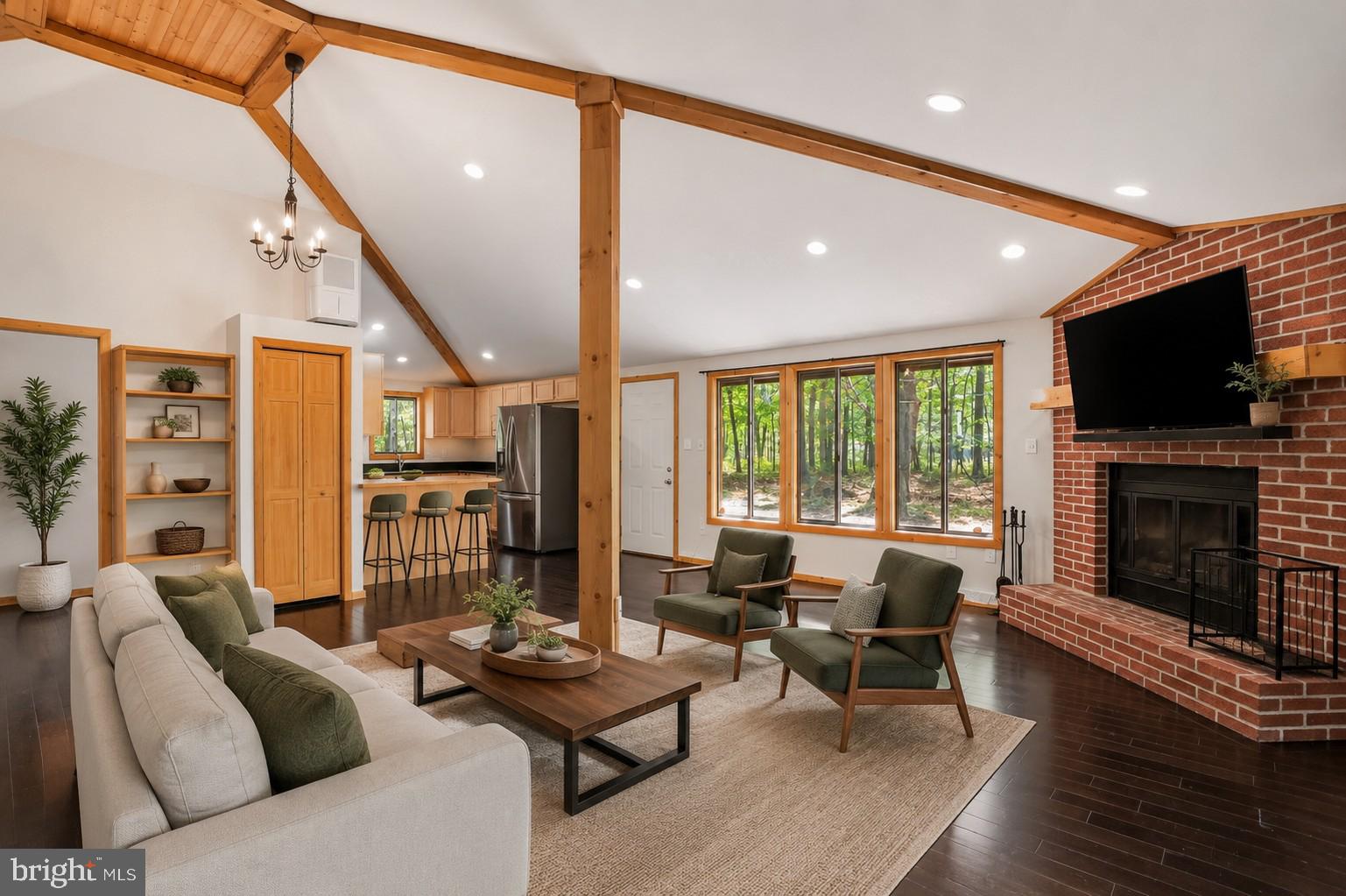 THE WOODS - Residential